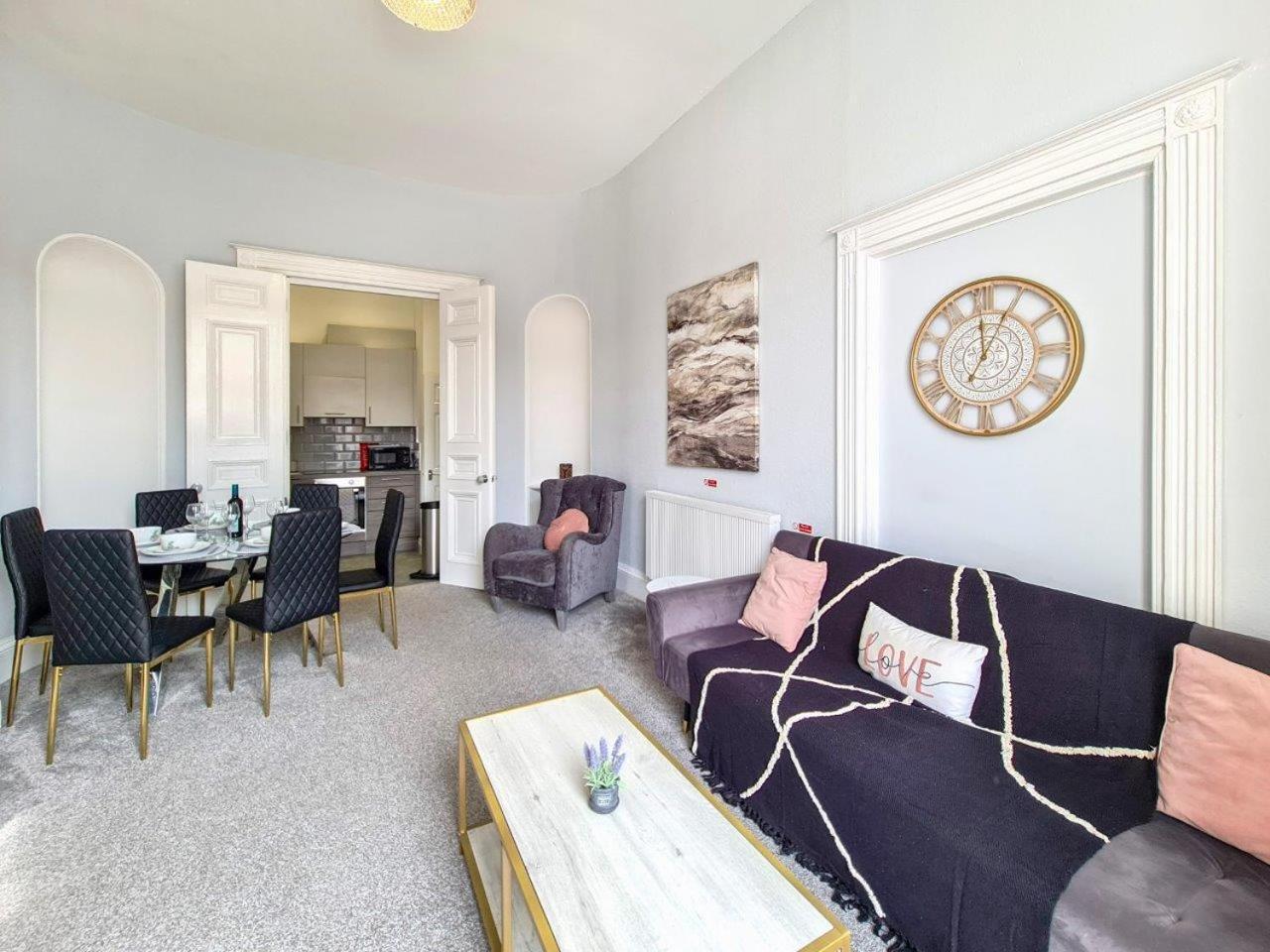 Margaret'S Terrace By Fortuna Property Cheltenham Exterior photo